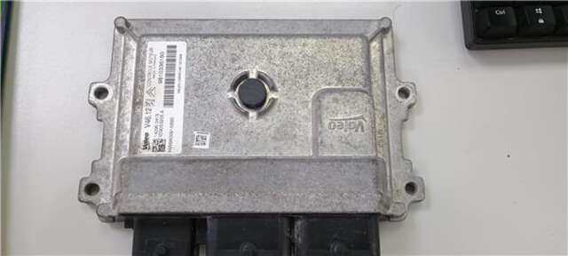 Foto 3ª: Centralita Motor ECU Peugeot 208 1.2 ACTIVE [1.2 LTR. - 60 KW 12V VTI] [HM01]