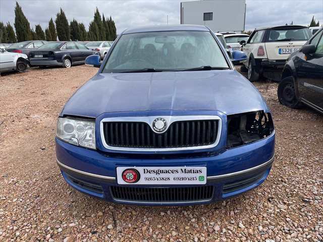 Foto 2ª: Paragolpes Delantero Skoda Superb 2.0 TDI 140CV [BKD] (2008)