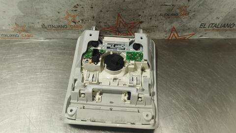 Foto 3ª: Luz Interior Volkswagen Golf ADVANCE 105CV 77KW [CAYC] (2010)