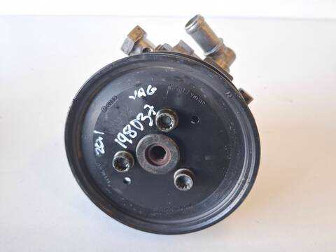 Bomba de Direccion Audi A4 3.0 TDI QUATTRO 204CV