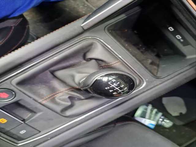 Palanca de Cambio Cupra Leon STYLE 150CV
