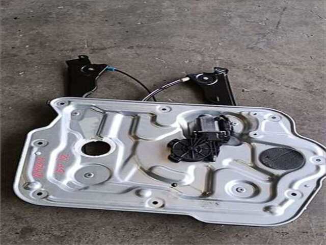 Elevalunas Eléctrico Delantero Izquierdo Nissan Qashqai 1.6 ACENTA [1.6 LTR. - 86 KW 16V CAT]