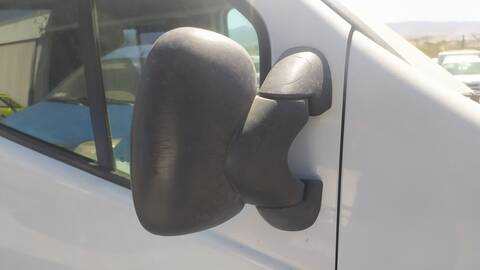 Foto 3ª: Retrovisor Derecho Renault Trafic 6 - PLAZAS ACRISTALADO PARCIAL COMBI CORTO 90CV 66KW [M9R780] (2010)