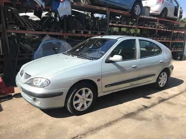 Aleta Delantera Izquierda Renault Megane 1.9 DCI