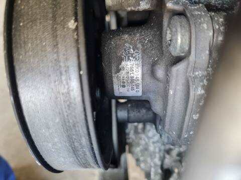 Foto 2ª: Bomba de Direccion Audi A4 BASICO AVANT 143CV 105KW [CAGA] (2010)