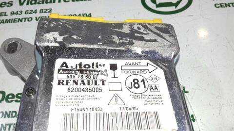 Foto 2ª: Centralita Airbag Renault Espace 2.2 DCI TD 150CV 110KW [G9T J7] (2005)