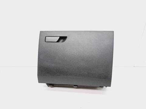 Guantera Seat Leon I-TECH 105CV 77KW