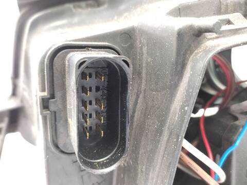 Foto 3ª: Faro Derecho Volkswagen Passat 1.9 TDI 130CV 96KW [AVF] (2004)