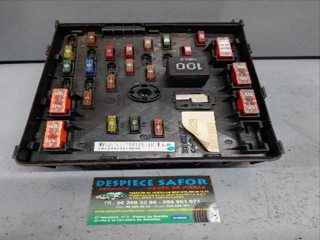 Caja Reles Fusibles Volkswagen Passat 2.0 D