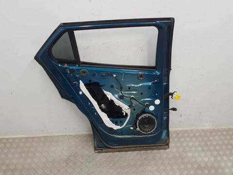 Foto 2ª: Puerta Trasera Izquierda Peugeot 2008 E-) ALLURE