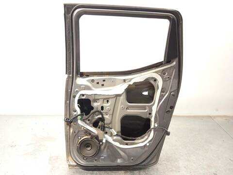 Foto 4ª: Puerta Trasera Derecha Nissan NP300 2.3 DCI DIESEL CAT 190CV 140KW [YS23280] (2021)