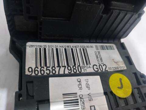 Foto 2ª: Caja Reles Fusibles Peugeot 508 ALLURE 163CV [RHHDW10CTED4] (2011)