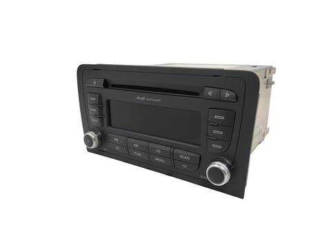 Foto 3ª: Sistema Audio Radio CD Audi A3 1.9 TDI AMBIENTE 105CV (2004)