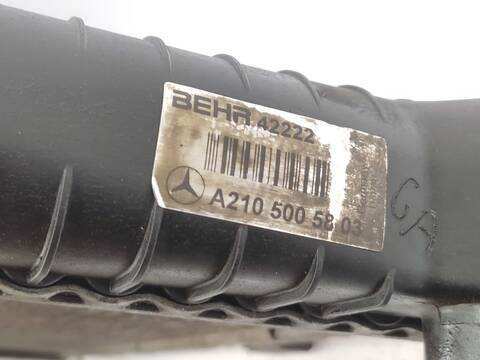 Foto 3ª: Radiador Motor Mercedes Clase E 180 E 270 CDI 210.016) 170CV 125KW [612961] (2001)