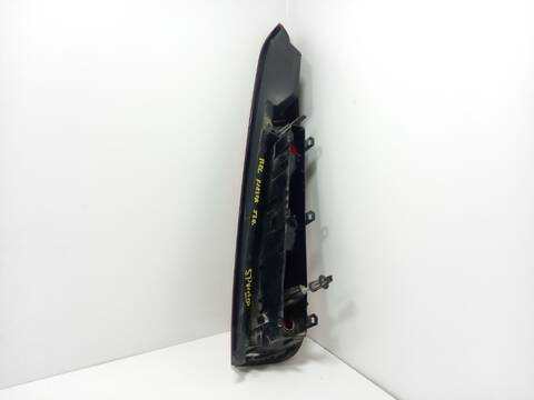 Foto 2ª: Piloto Trasero Izquierdo Ford Fiesta VERSION INDEFINIDA (2001)