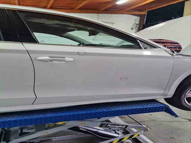 Puerta Delantera Derecha Skoda Octavia AMBITION 150CV