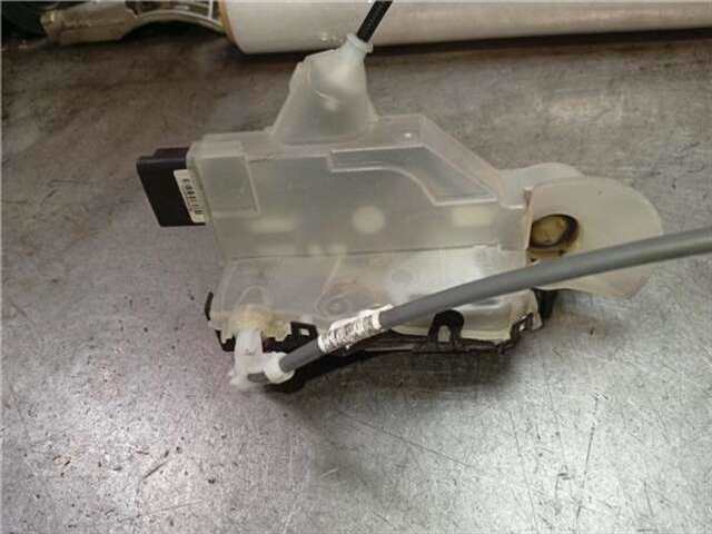 Cerradura Puerta Delantera Izquierda Citroen C3 1.2 C-SERIES [1.2 LTR. - 81 KW 12V E-THP - PURETECH]