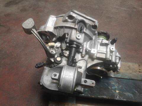 Foto 2ª: Caja Cambios Volkswagen Polo AMF BERLINA (2000)