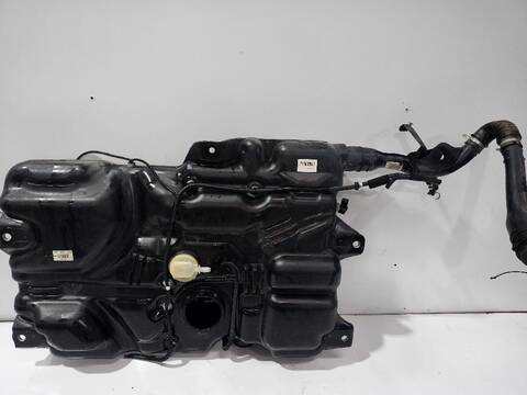 Foto 3ª: Deposito de Combustible Renault Trafic L1H1 2 7T 95CV [R9M413] (2014)