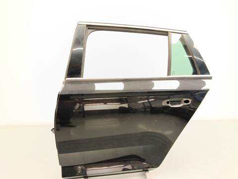 Puerta Trasera Izquierda Skoda Superb 2.0 TDI 190CV 140KW