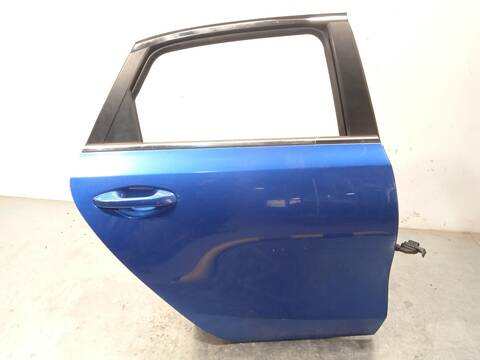 Foto 1ª: Puerta Trasera Derecha Kia Ceed 1.0 T-GDI 120CV 88KW CD) [G3LC,G3LE] (2023)