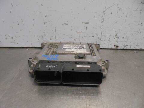 Foto 2ª: Centralita Motor ECU Hyundai i20 1.2 CAT 78CV 57KW [G4LA] (2010)
