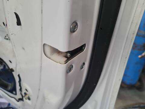 Cerradura Puerta Delantera Derecha Mitsubishi Lancer INVITE 140CV 103KW
