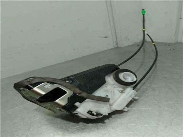 Cerradura Puerta Trasera Izquierda Toyota Yaris 1.5 HSD ACTIVE [1.5 LTR. - 55 KW 16V CAT (HÍBRIDO)]