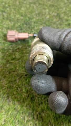 Foto 3ª: Inyectores Nissan Patrol 2.8 TD Y61 TD6 [RD28ETI] (1999)