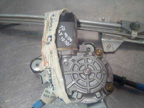 Foto 3ª: Elevalunas Eléctrico Delantero Izquierdo Audi A6 2.5 TDI AVANT 140CV 103KW (1994)