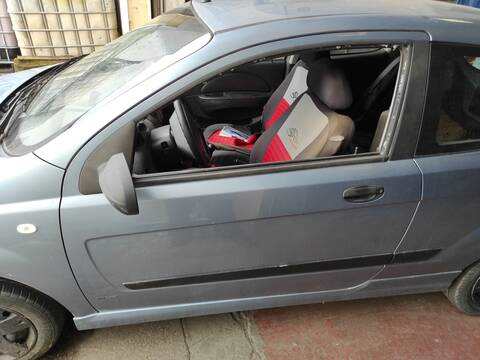 Puerta Delantera Izquierda Chevrolet Kalos B12S1