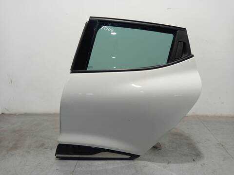 Foto 2ª: Puerta Trasera Izquierda Renault Clio 0.9 TCE 90 90CV 66KW [H4B408] (2018)