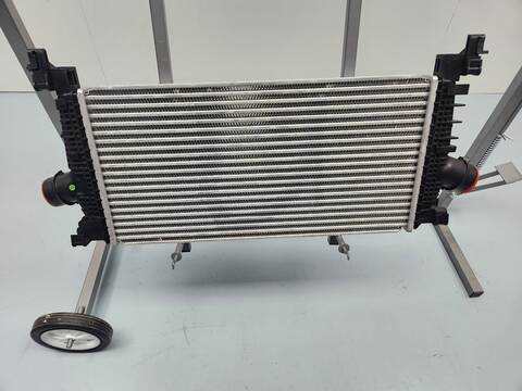 Foto 3ª: Intercooler Opel Astra SPORTIVE 110CV 81KW [A17DTR] (2012)