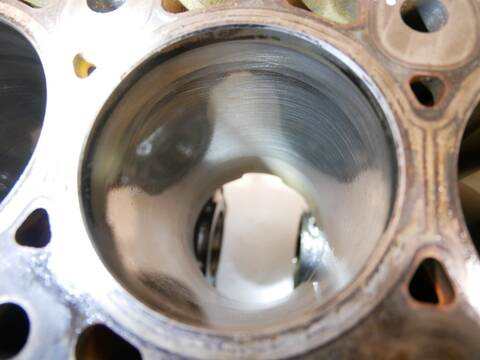 Foto 3ª: Bloque Motor Ford Focus 115 CV 85KW [KKDA] (2008)