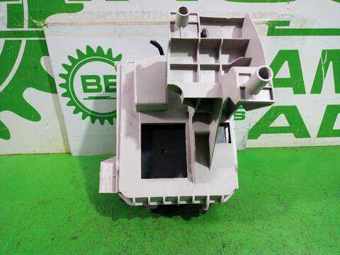 Foto 2ª: Caja Reles Fusibles Peugeot 508 ACTIVE 150CV [AH01] (2011)