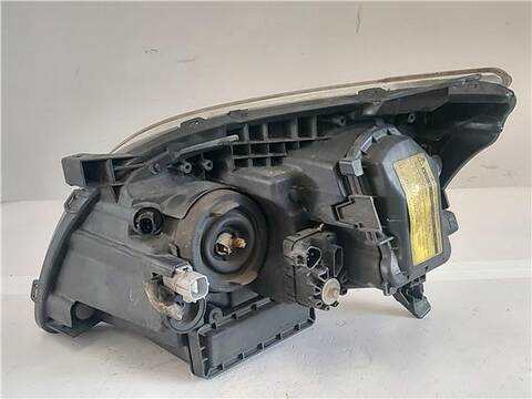 Foto 2ª: Faro Derecho Toyota Avensis 2.0 EXECUTIVE BERLINA 5-PTAS.) 147CV 108KW [1AZ-FSE] (2004)