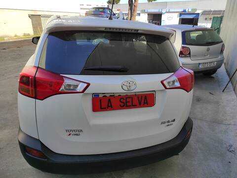 Portón Toyota Rav4 2ADFTV