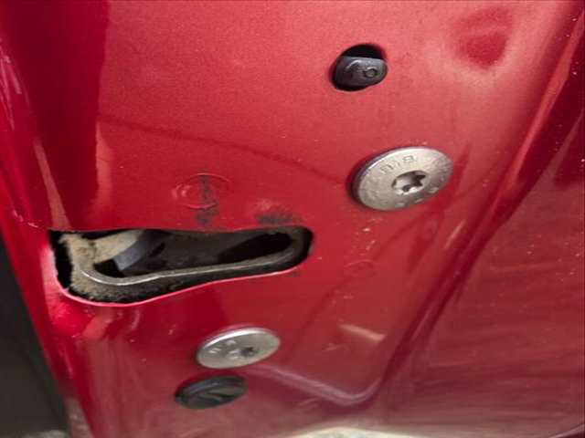 Cerradura Puerta Trasera Derecha Citroen C3 SELECTION 95CV 70KW