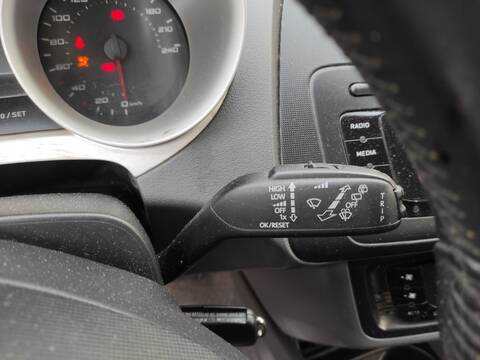 Foto 1ª: Mando Multifuncion Seat Ibiza CAYB (2010)