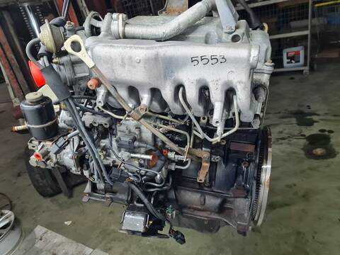 Foto 2ª: Motor Completo Mitsubishi Montero 3.2 DI-D AVANCE 5-PTAS.) 165CV 121KW [4M41] (2001)