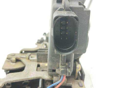 Foto 3ª: Cerradura Puerta Delantera Derecha Volkswagen Bora 1.9 TDI BERLINA 110CV 81KW [ASV] (2000)