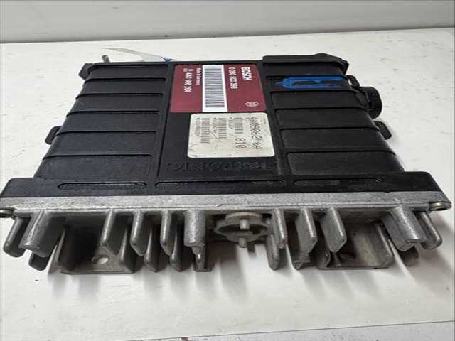 Centralita Motor ECU Audi 100 AVANT