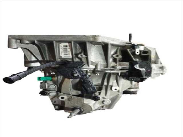Foto 1ª: Caja Cambios Renault Clio 1.2 TCE 120 BHAU) (2012)
