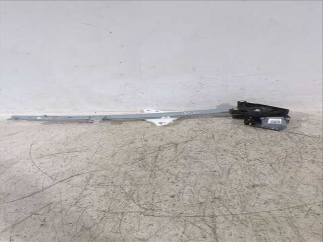 Elevalunas Eléctrico Delantero Derecho Hyundai i20 1.0 T-GDI 101CV 74KW