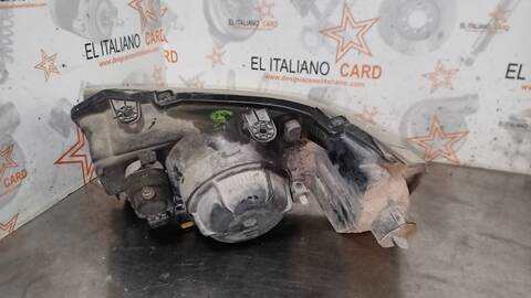 Foto 2ª: Faro Derecho Land Rover Freelander 2.0 DI XE FAMILIAR 72KW) 98CV [20T2N] (2000)