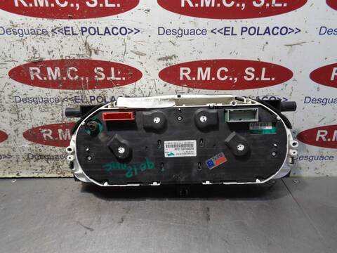 Foto 2ª: Cuadro de Instrumentos Renault Laguna AUTHENTIQUE 110CV 81KW [F9Q D6] (2005)