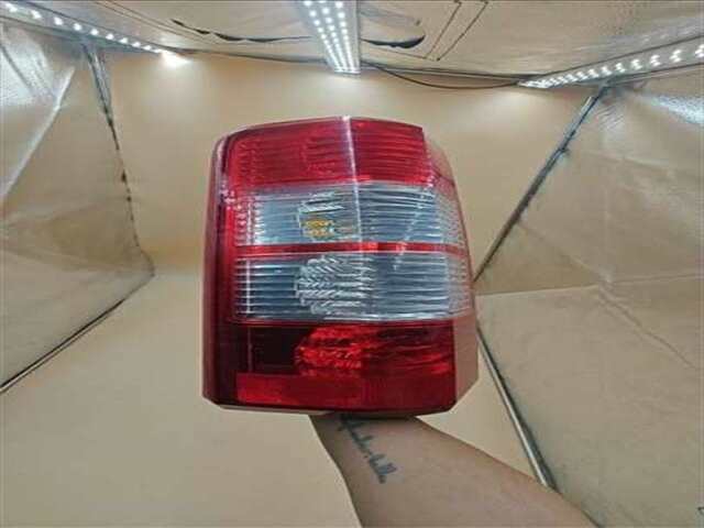 Foto 3ª: Piloto Trasero Izquierdo Dodge Nitro 2.8 R/T [2.8 LTR. - 130 KW CRD]
