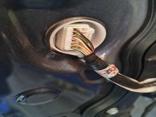 Foto 2ª: Cerradura Puerta Delantera Izquierda Mazda CX5 LUXURY 2WD [SH] (2016)