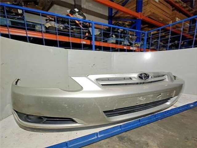 Foto 3ª: Paragolpes Delantero Toyota Corolla 2.0 D-4D LUNA BERLINA [2.0 LTR. - 85 KW D-CAT] [1CDFTV]