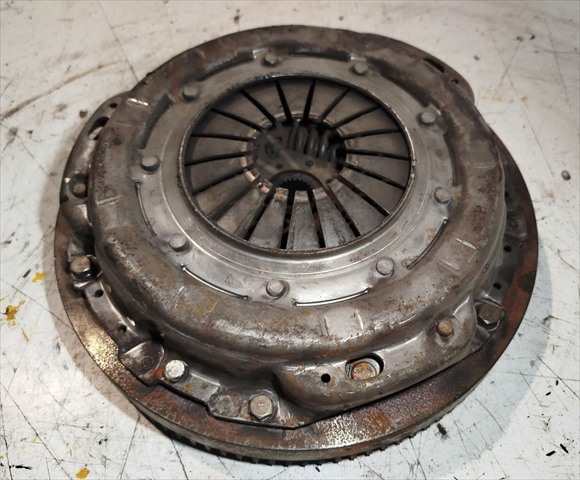 Foto 4ª: Volante Motor Nissan Terrano 2.7 D TERRANO II  , 5P 100CV [TD27T] (1996)